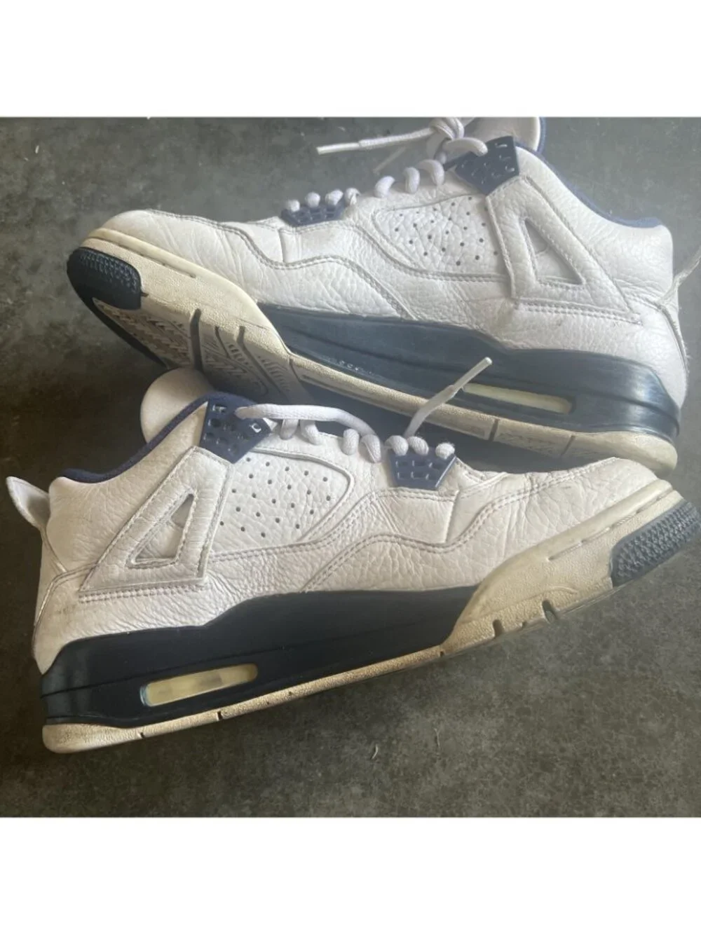 Air Jordan 4 Sz 8.5 white leather with blue jordan